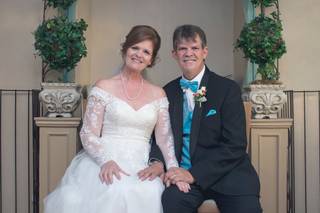 Janet's Flowers and Wedding Chapel - 4