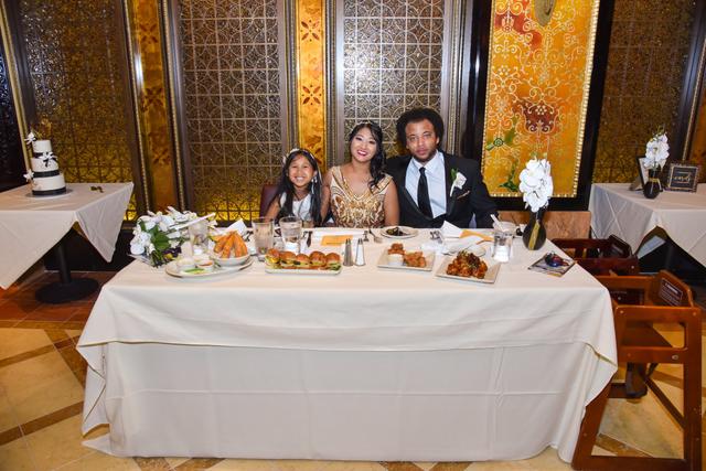 Grand Lux Cafe - 1