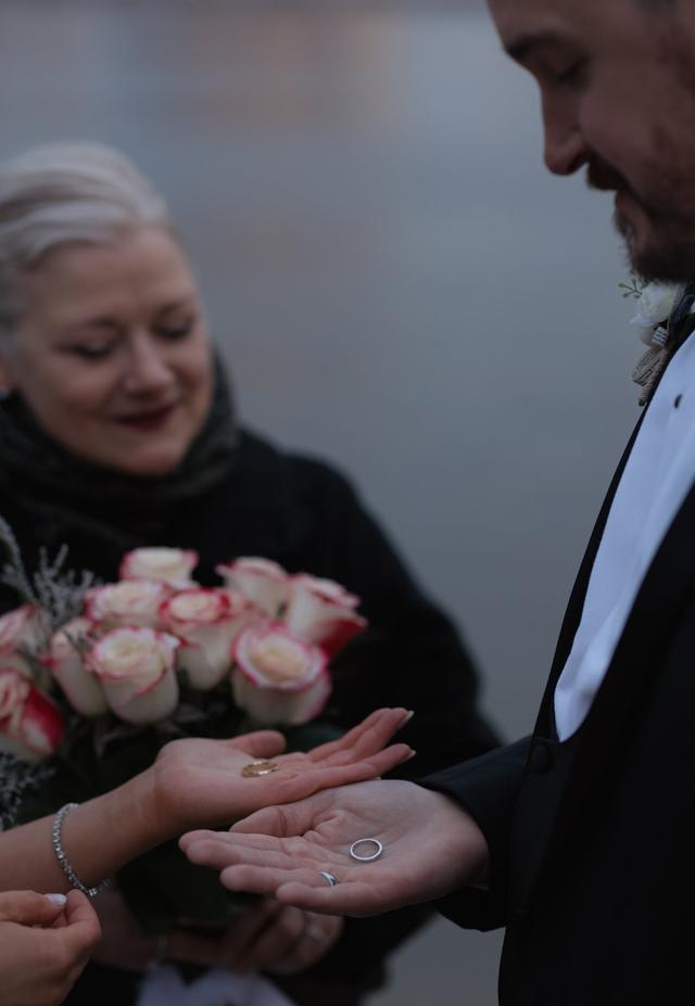 Rev. Annie NYC - Wedding Officiant - 2