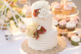 B3 A Beach Bunny Bakery - 5