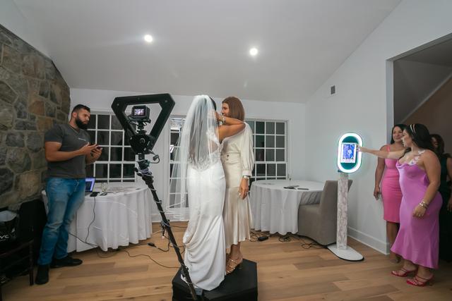 The Glam Mirror Photobooth - 1