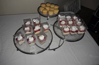 Ven's Cakes and Pastries - 23