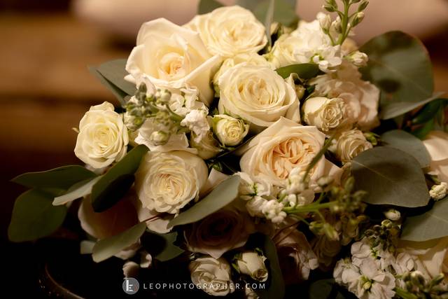 EC FLORAL DESIGN & EVENTS 2