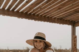 Taylor Blank Photo - 42