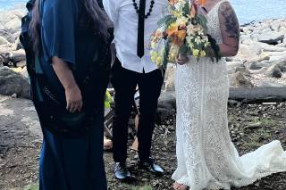Hawaiian Style Beach Weddings with ALOHA - 28