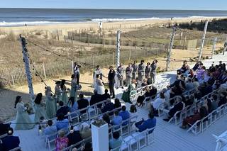 ASHORE OCEANFRONT HOTEL - 24