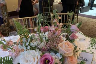 Samantha Greenfield Designs in Floral Artistry - 21