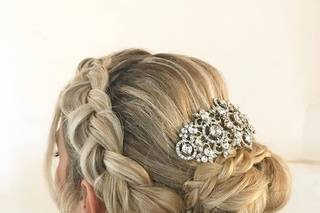 Lash Out Loud Beauty Bar - 16