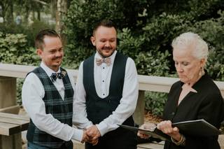 Tulis McCall - New York Celebrant: Wedding Officiant and Interfaith Minister - 11