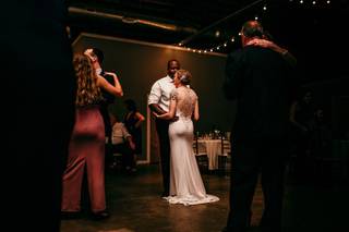 Studio 215 - 59