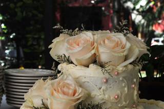 Simply Charming Cakes - 20