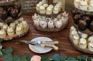 BuzzyBakes Catering - 5