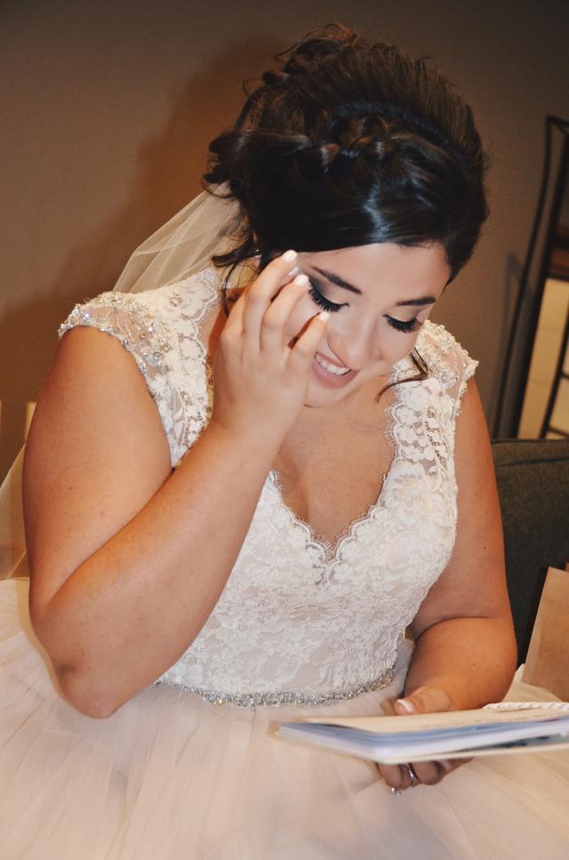Mary Moore | Makeup Artist - 1