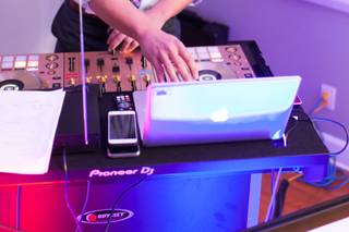 DJ OneChain - 1