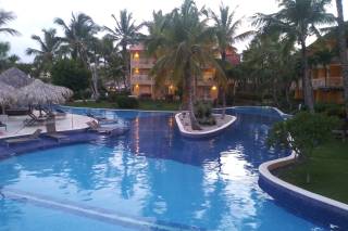 The Tropical Travelers - 10