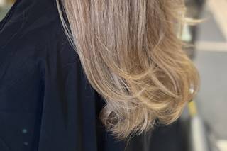 Rebecca Wraxall at House of Hair Couture - 1