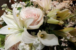 Country Club Flower Shop - 75