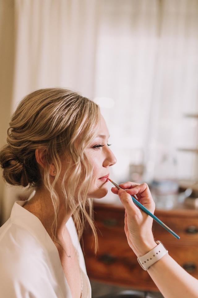 Genna Khein MakeUp And Hair Artist - 2