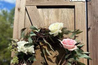Southern Style Floral Design - 17