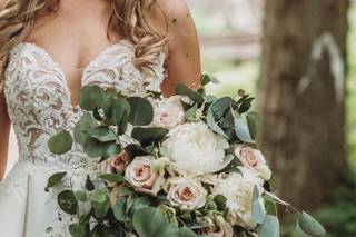 Secret Garden Florist Wedding and Event Planning - 59