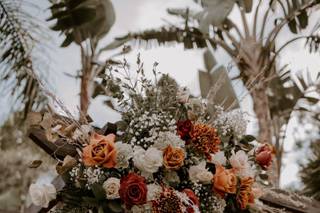 Gilded Blossoms Bridal Design - 8