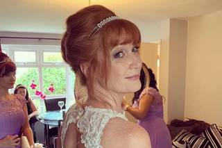 Lauren gosling Hair - 9