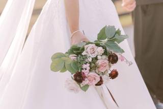 New York Bride & Groom of Raleigh - 71