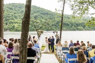 Awe•Struck Entertainment - 40