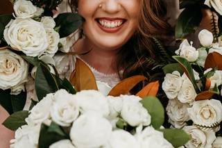 Southern Tease Luxury Hair & Makeup - 43
