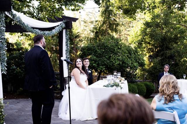 Weddings on the Hill 5