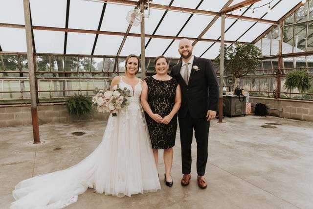 Vineyard Wedding Officiants 1