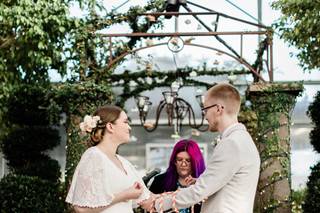 A Celtic Handfasting & Wedding Officiant - 11