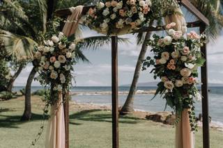 Dellables Wedding Florals and Design - 10
