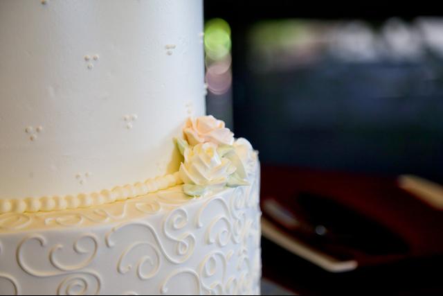 Le Gateau Elegant - 1