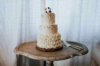 The Frosted Fox Cake Shop - 37