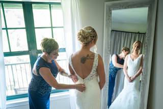 Arlene's Bridal Salon - 19