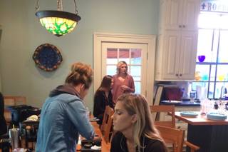 Up'Sa Daisy Hair Studio - 23