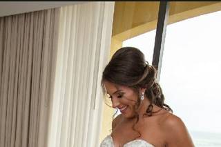 Nikki's Glitz And Glam Bridal Boutique - 7