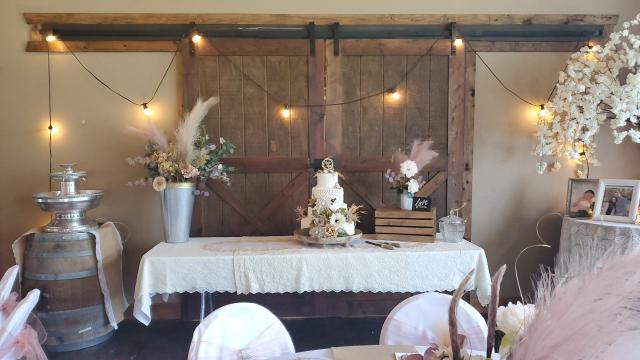 Main Event Wedding Boutique & Event Rental - 3