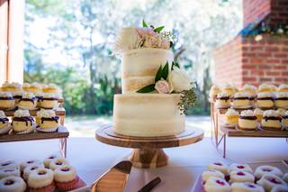 Bloom Custom Cakes - 35
