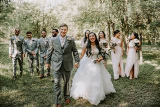 Bella Bride Boutique - 12