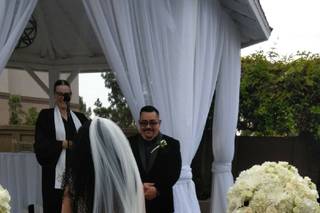 Rev. Mercy - Bilingual Wedding Officiant - 42