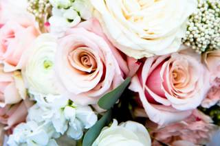 Shelley's Flowers & Gifts - 82