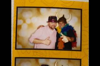 Snapsterbooth Photo Booth - 26