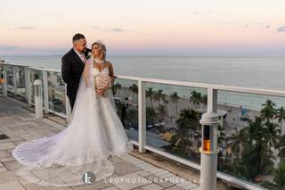 Leo Photographer - 36