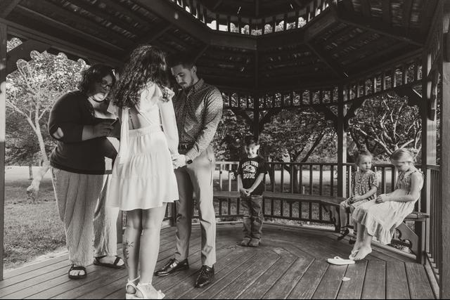 Lindsey Dumas-Bell, Officiant - 4