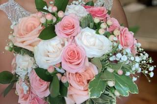 Endless Creations Flowers and Gifts - 44