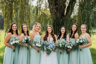 Lucilles Florist - 10