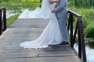 Arlene's Bridal Salon - 11