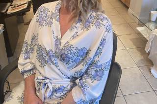 FOILED. Hair Salon - 16
